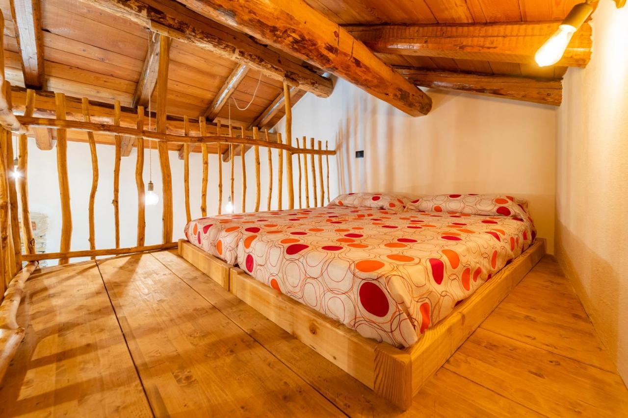 Villar San Costanzo Country House Le Gaie Allegre מראה חיצוני תמונה