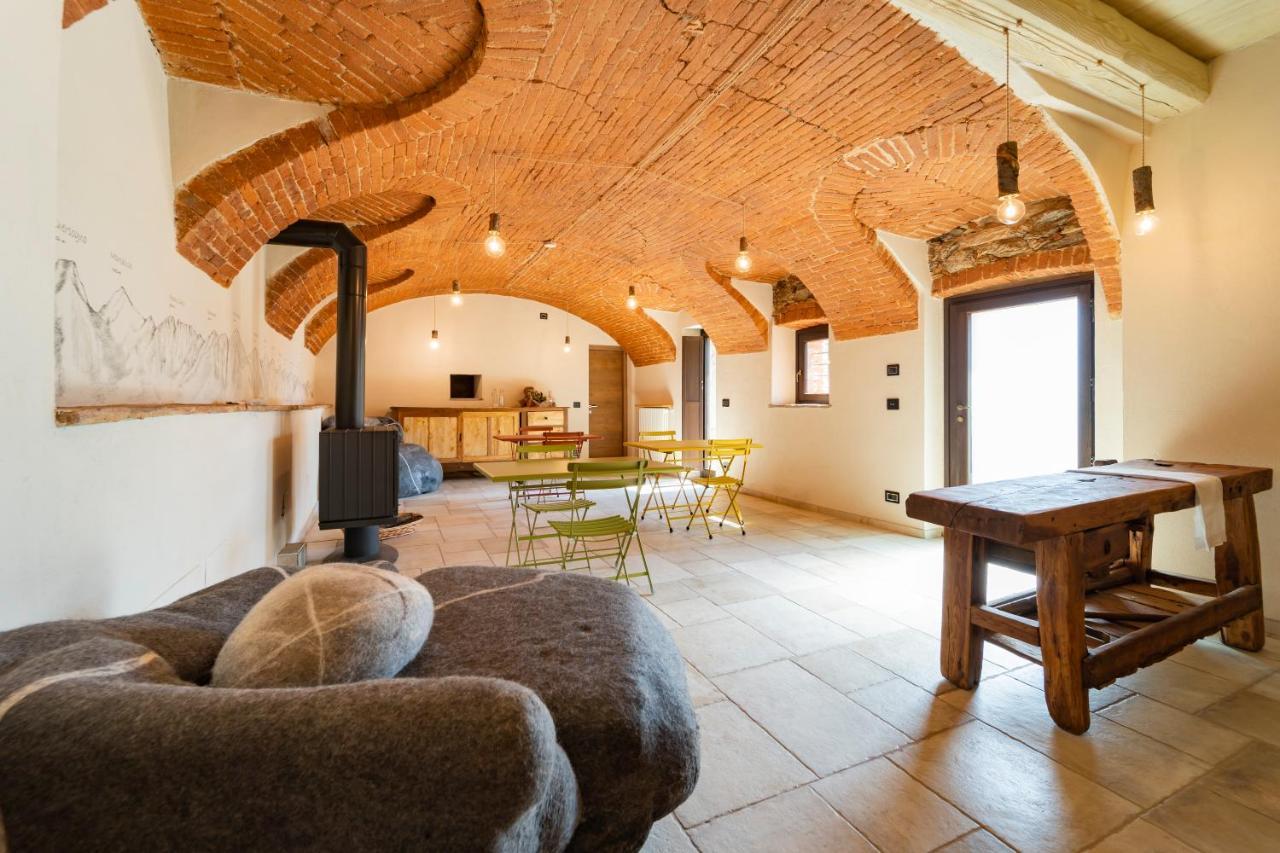 Villar San Costanzo Country House Le Gaie Allegre מראה חיצוני תמונה